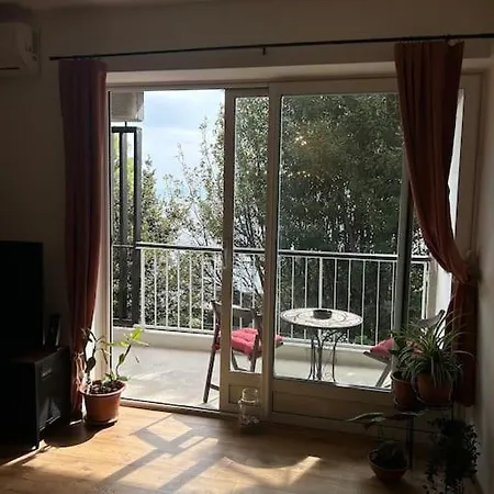Beautiful Waterfront Apartment Rijeka Exterior photo