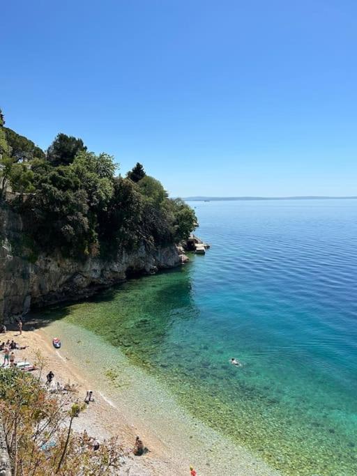 Beautiful Waterfront Apartma *